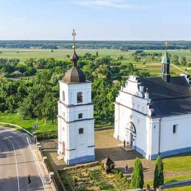 Село Суботів