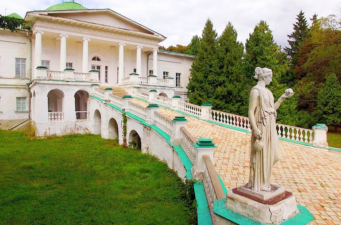 Картинка сокиринский дворец