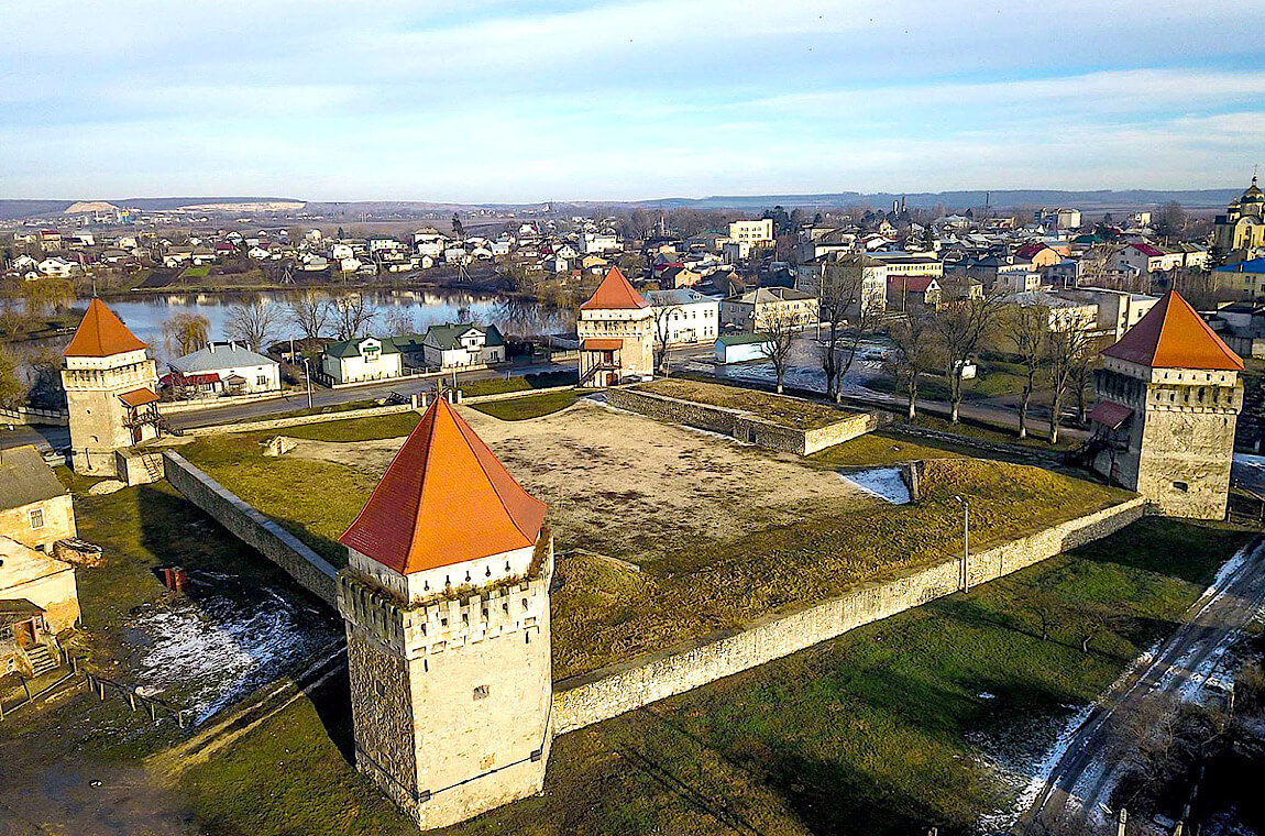 Картинка скалатский замок