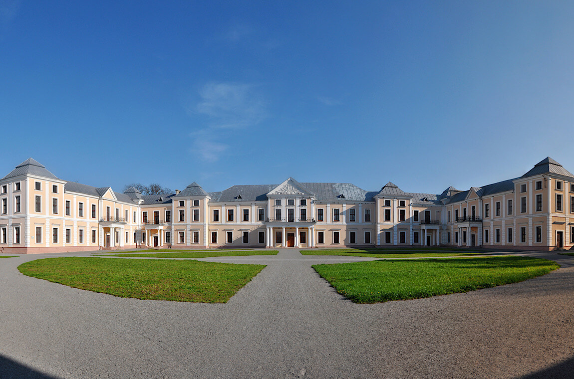 Картинка вишневецкий замок