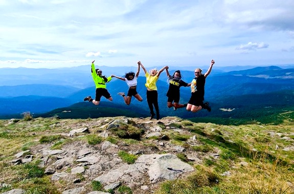Картинка сходження на говерлу