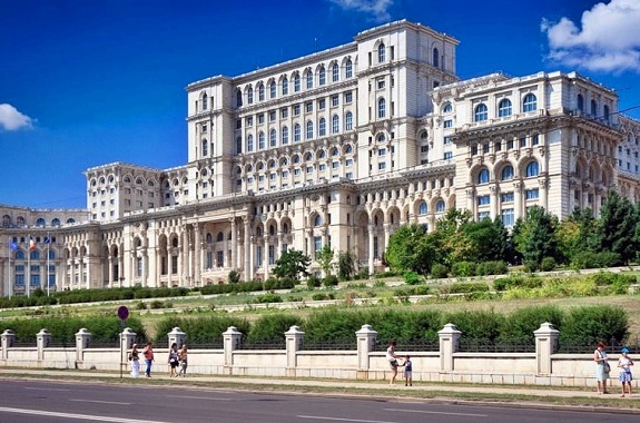 Картинка Палац Парламенту в Бухаресті