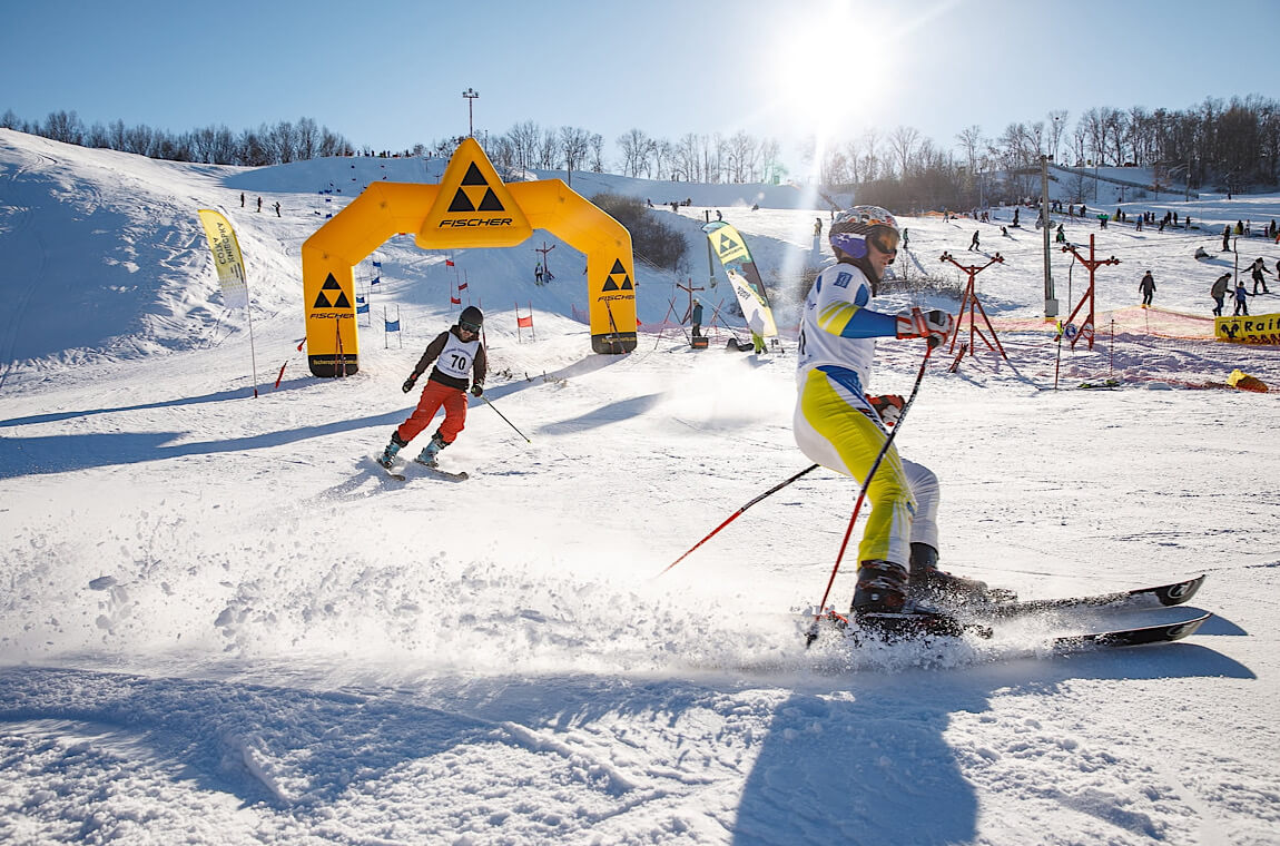 Картинка катание на лыжах 