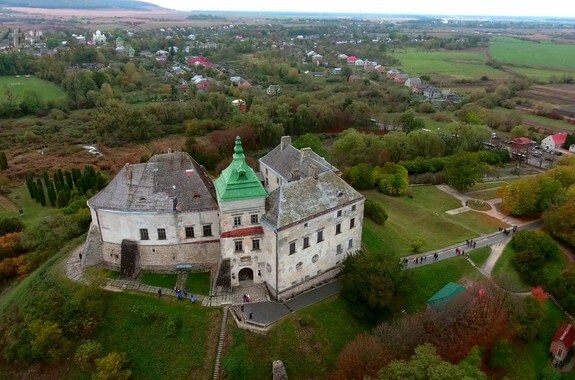 Картинка экскурсия во львовские замки