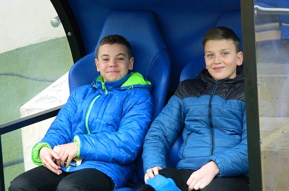Фото поездка на стадион в Харькове для школьников