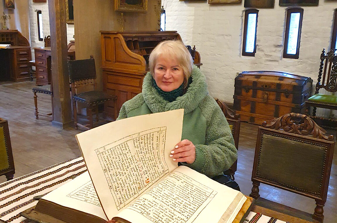 Картинка замок радомышль