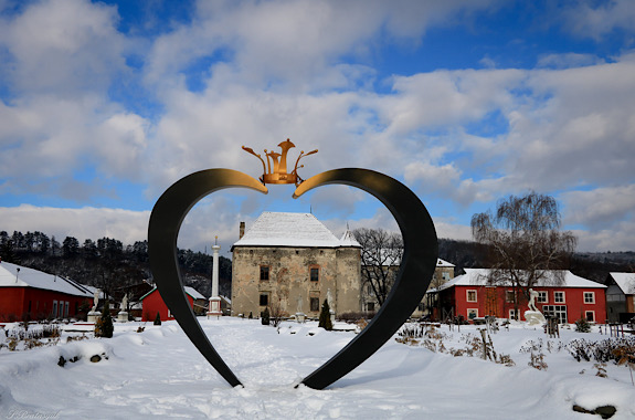 Картинка замок сент миклош