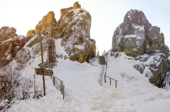 Картинка Тустань взимку