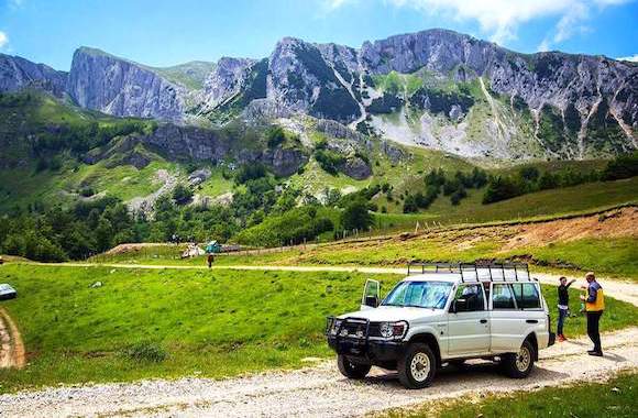 Картинка джип-тур к Гергети