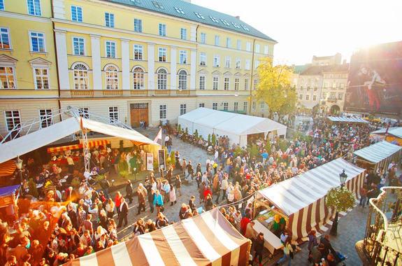 Тур во Львов осенью